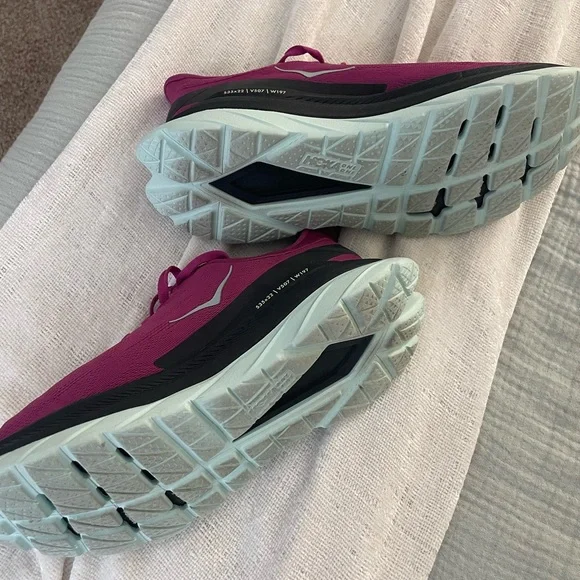 HOKA Mach 4 women’s sneaker - Picture 5 of 6